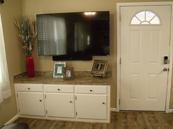 Built in Entertainment Nook