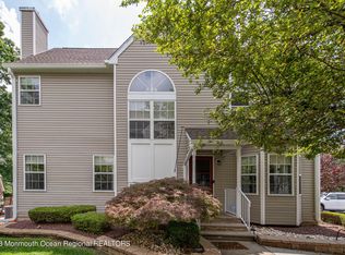 1601 Wagon Wheel Ct, Freehold, NJ 07728