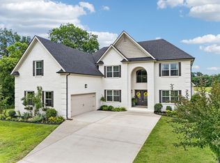 549 Ruby Oaks Ln, Murfreesboro, TN 37128