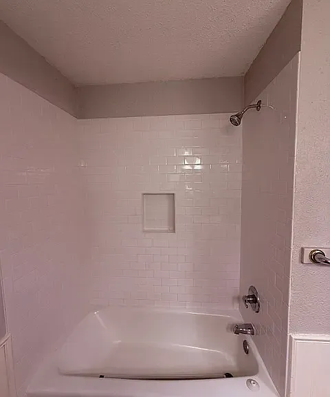 8205 NW 32nd St — Photo 18