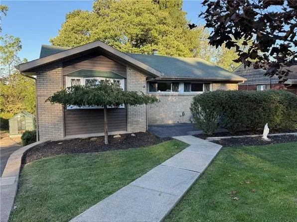 140 Windsor Dr, Pittsburgh, PA 15235