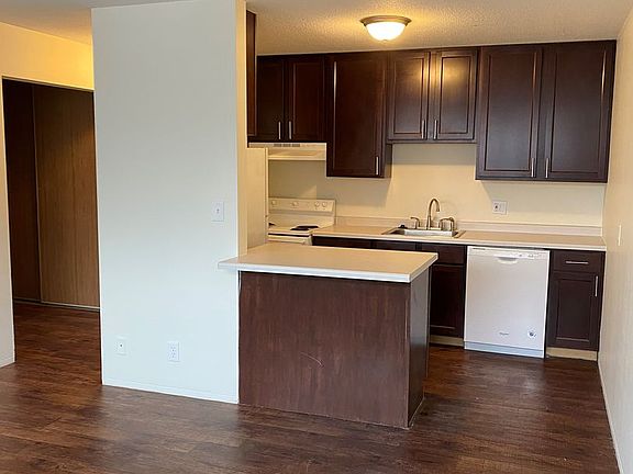 2nd image of 2647 Emerson Ave S #13