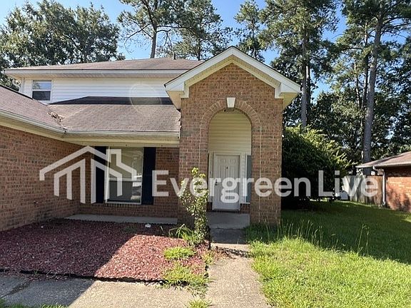 2nd image of 806 Bellflower Cir
