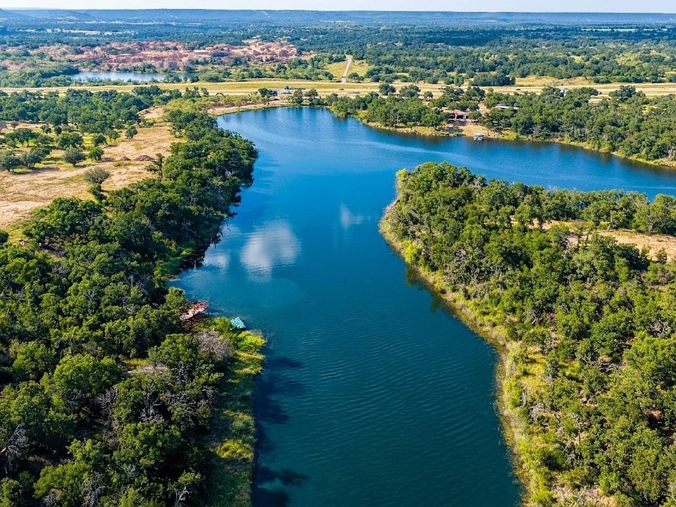 1st image of Yellowstone Dr