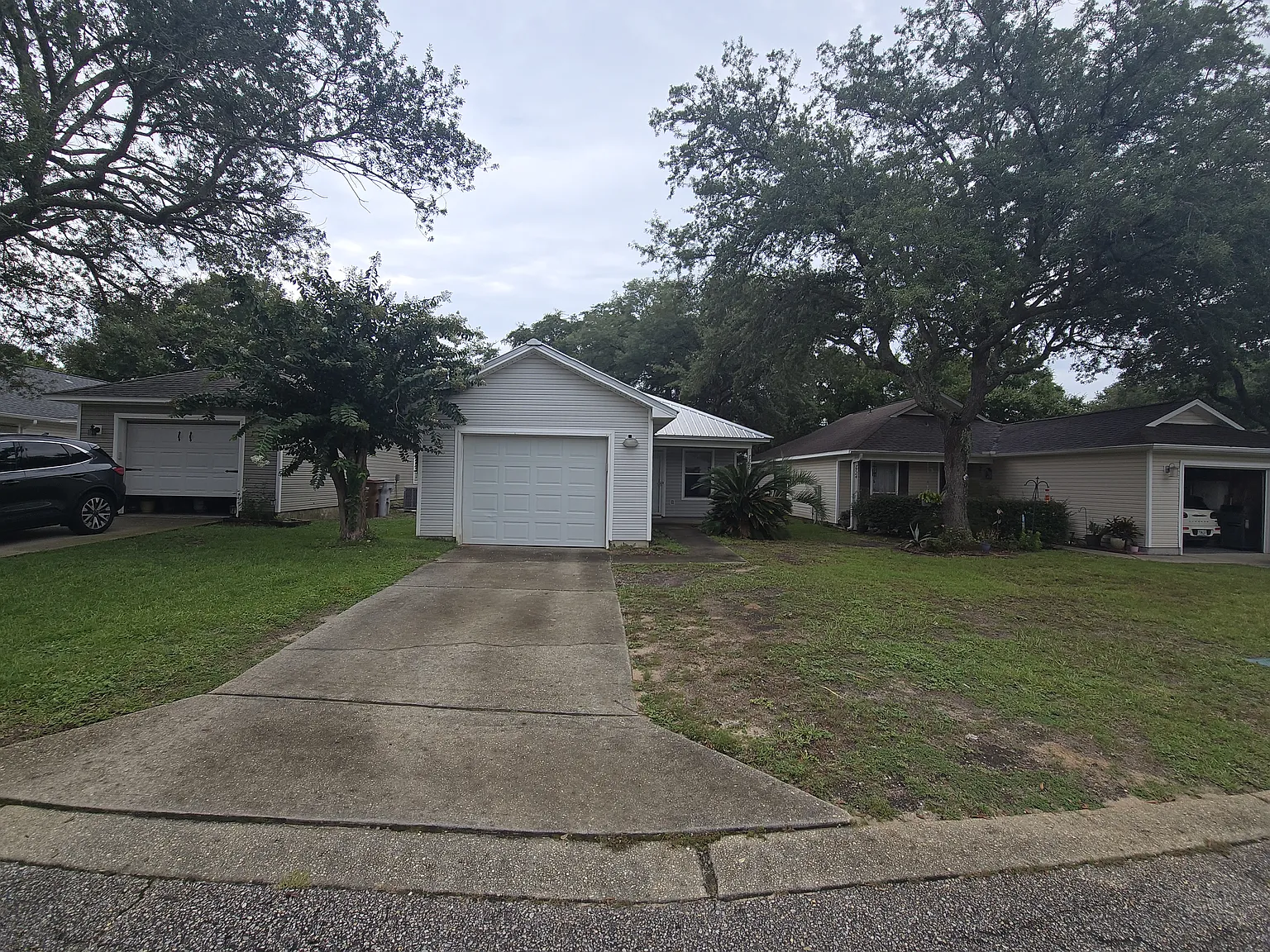 3 bed, 1200 sqft, $1,850 — Photo 3