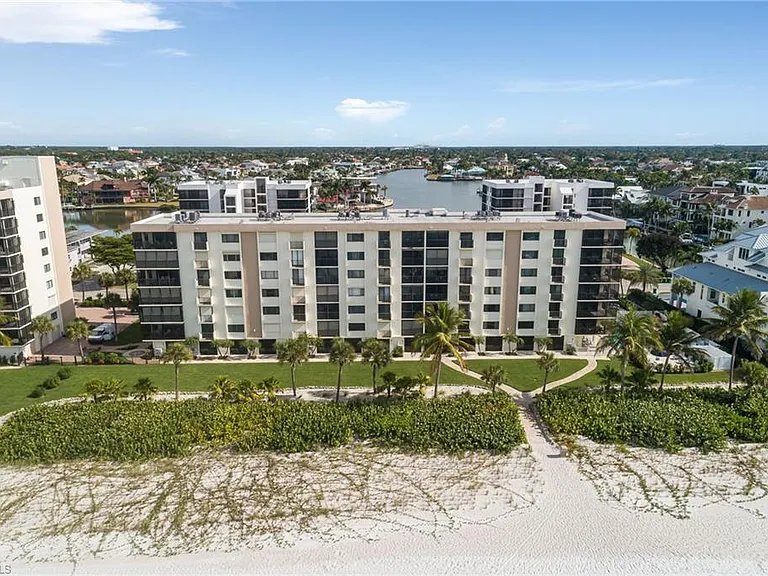 10475 Gulf Shore Dr #115 — Photo 40
