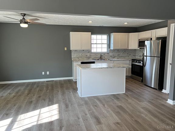 5th image of 1287 Cross Creek Dr