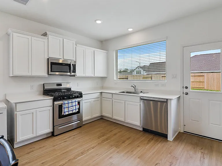 2107 Fisher Bend Dr — Photo 8