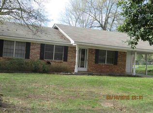 904 Meadowbrook Dr, Longview, TX 75601