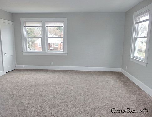 4th image of 2218 Drex Ave #2