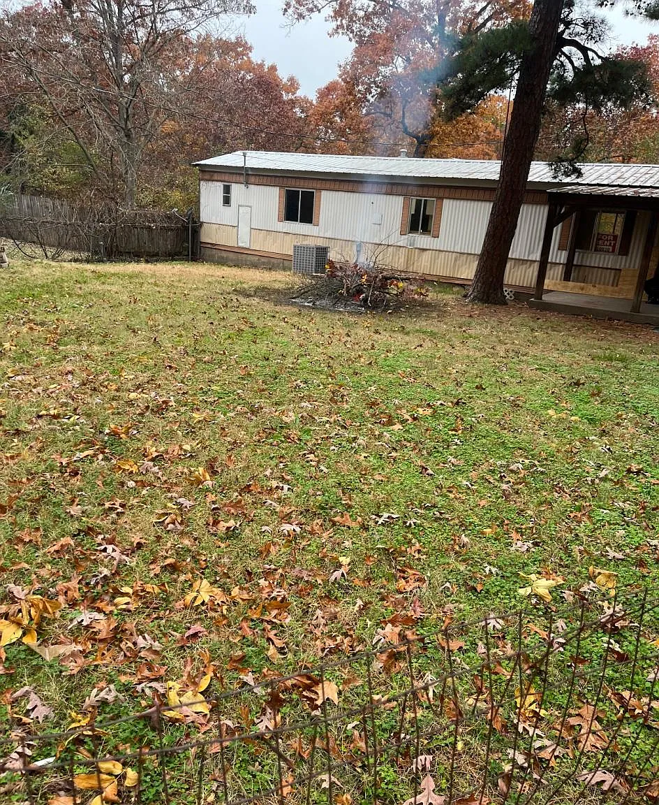 2103 Creek Dr — Photo 1