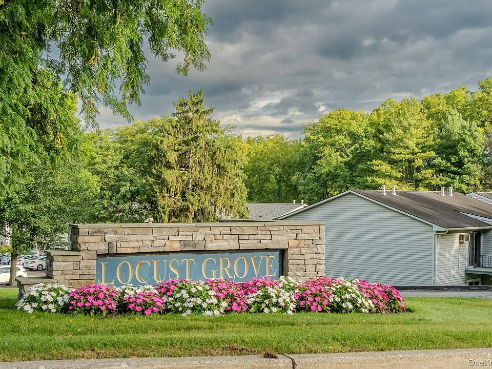 8 Ivy Ct #B