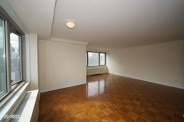 Rented by Citi Habitats | media 11