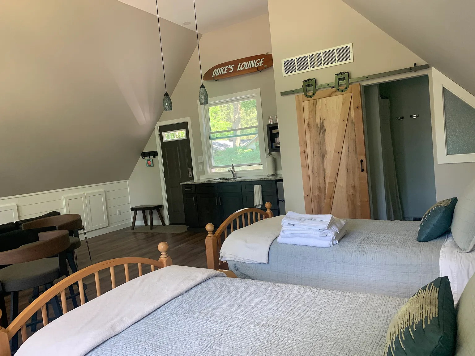 Studio, 450 sqft, $2,500 — Photo 3