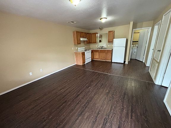 2nd image of 315 Texas Ln APT 203