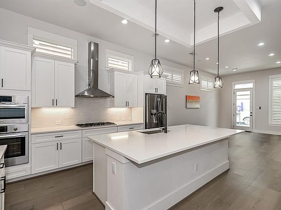3rd image of 3503 Mosley Ct Unit B