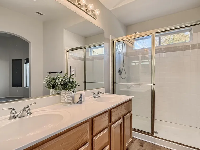 2212 Crestline Falls Pl — Photo 16