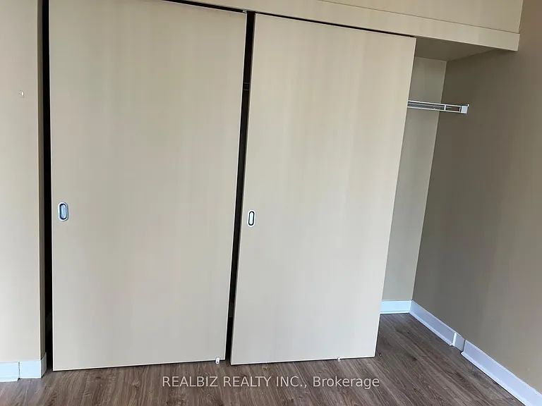 126 Simcoe St #2401 — Photo 9