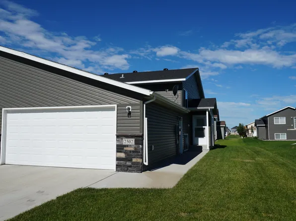 2503 7th Ct W, West Fargo, ND 58078