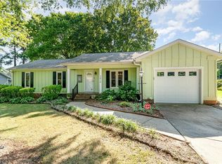 3616 Northfield Pl, High Point, NC 27265