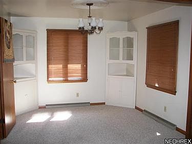 4th image of 918 Jefferson Ave