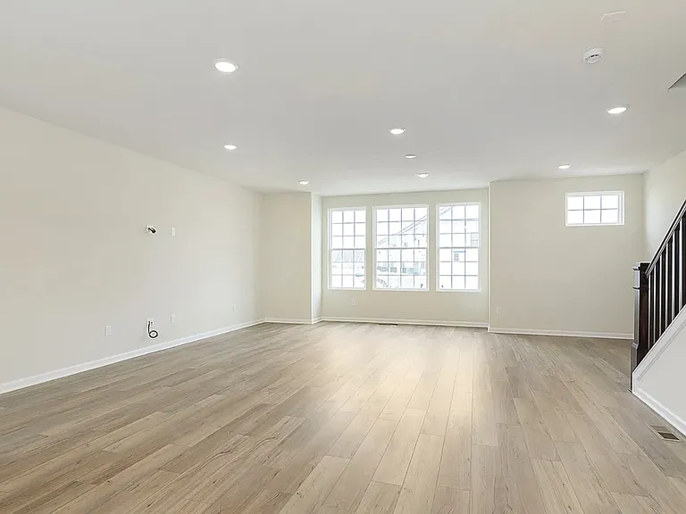 10906 Morab Dr — Photo 14