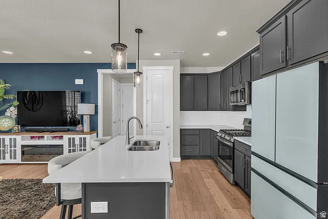 756 W Marconi Way S — Photo 3