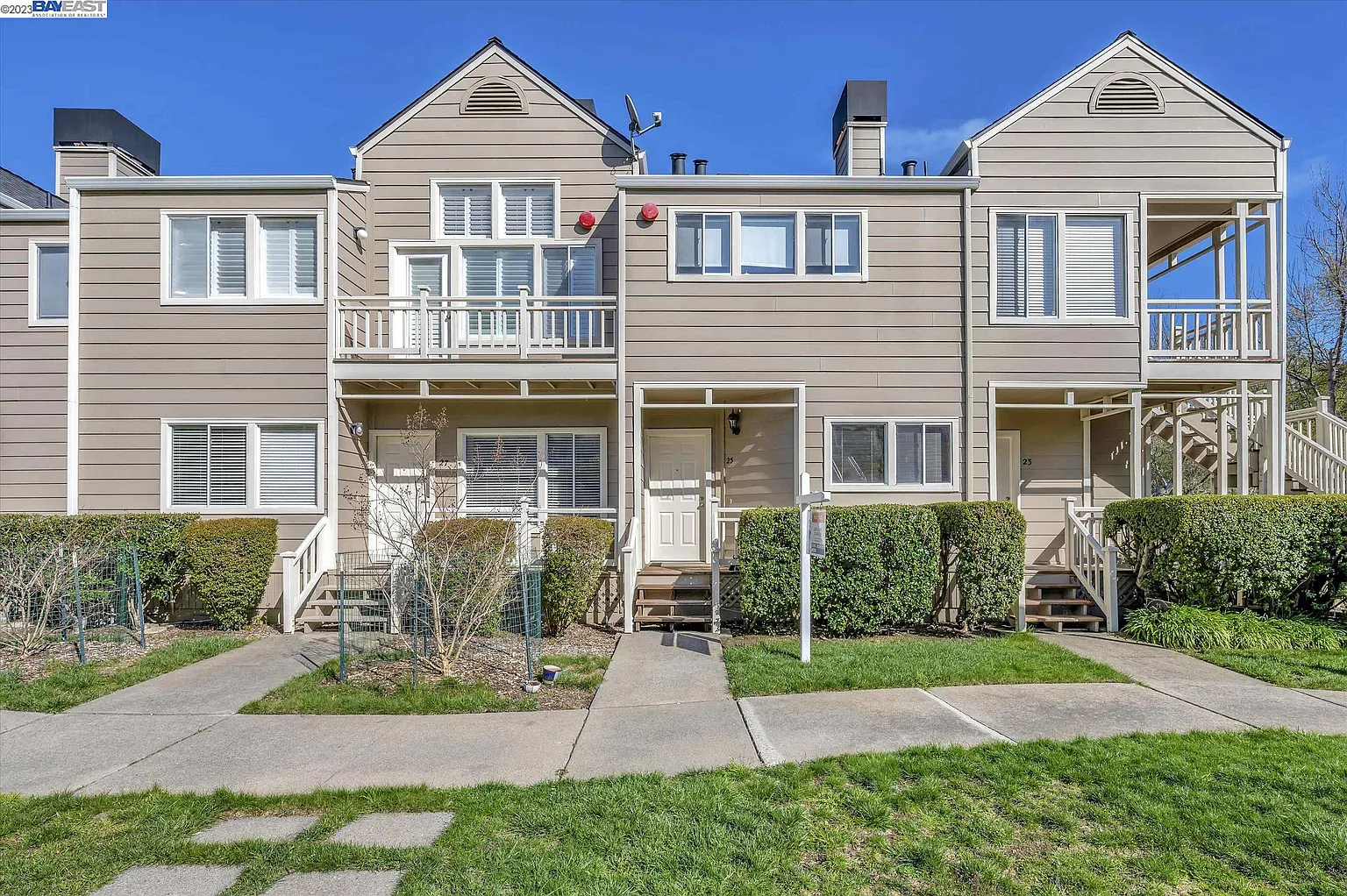 25 Parkview Cir photo 1
