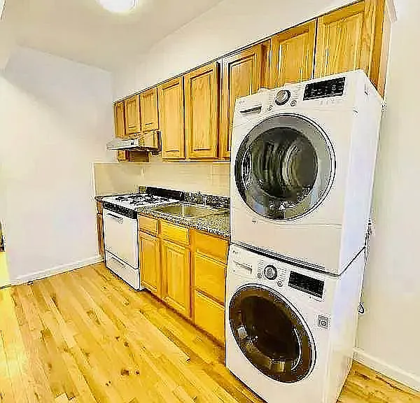 95 Allen St #4C — Photo 3