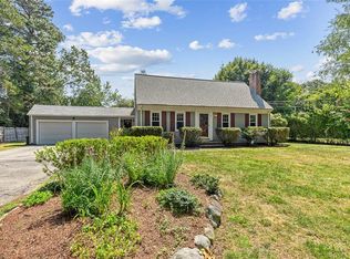 3 Indigo Rd, Barrington, RI 02806