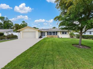 1659 N Mayfair Rd, Fort Myers, FL 33919