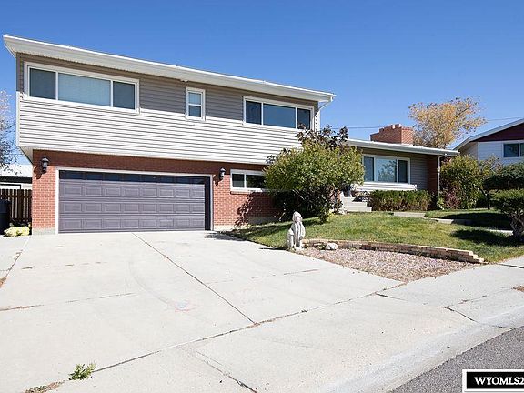 2nd image of 1941 Opal St