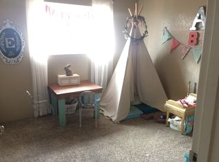 1308 SW Rock Ct, Grants Pass, OR 97526