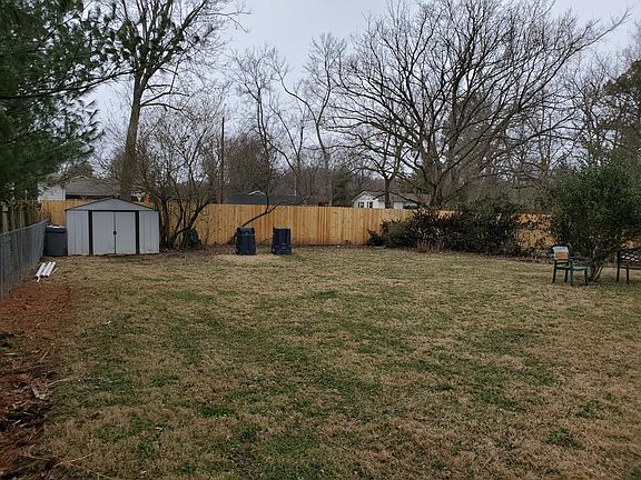 2nd image of 403A Alicia Dr