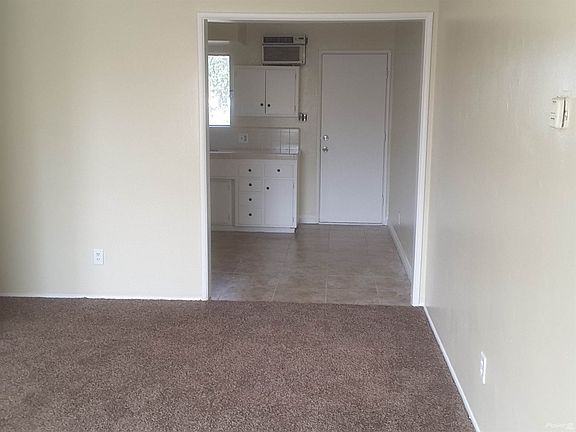 5th image of 12216 Custer St