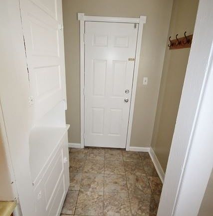 3rd image of 2542 Glen Echo Dr APT A