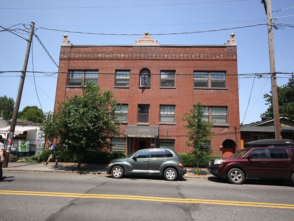 1st image of 4263 SE Belmont St APT 205