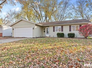 2544 Selkirk Rd, Springfield, IL 62702