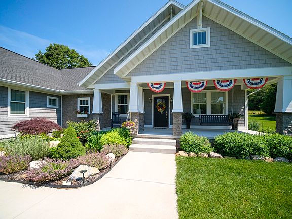 2nd image of 10201 Opal Ridge Dr