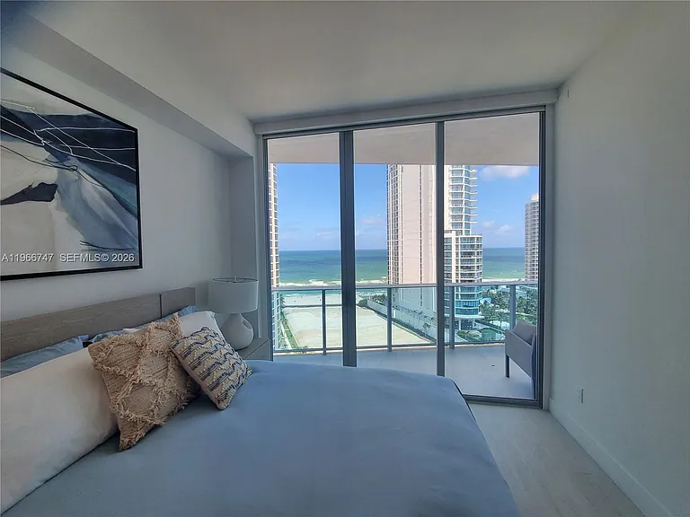 17550 Collins Ave #1402 — Photo 11