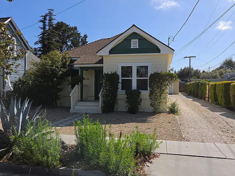 131 S Mason St — Photo 1