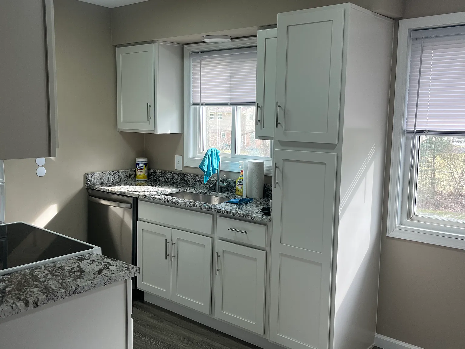2 bed, 1.5 bath, 900 sqft, $1,450 — Photo 1