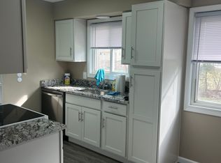 4415 Maplepark Rd, Stow, OH 44224