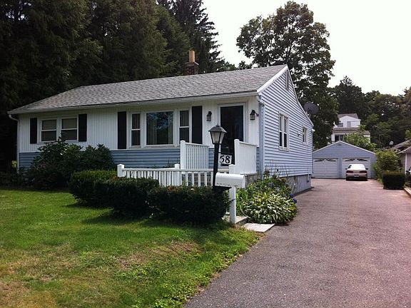 House, private driveway, garage