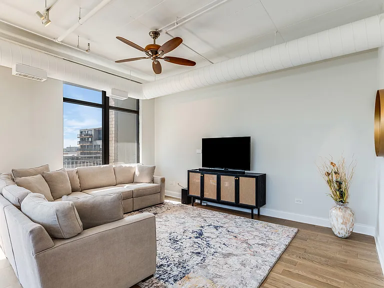 212 E Cullerton St #506 — Photo 9
