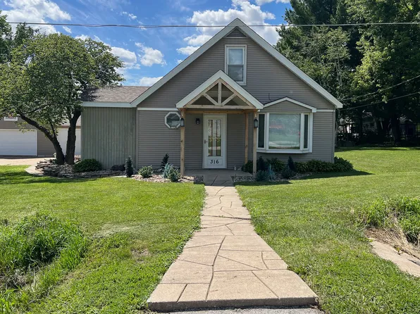 316 Elm St, Buffalo, IA 52728