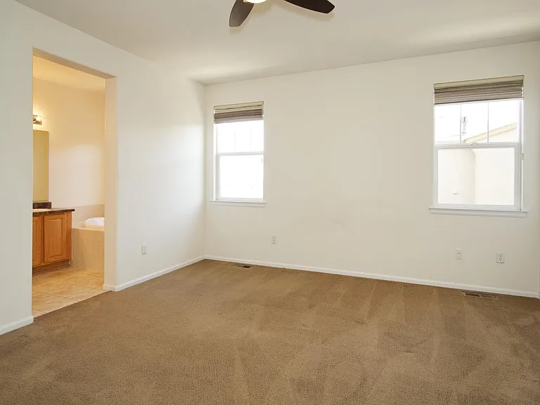 10585 Parkington Ln — Photo 16