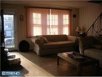 2nd image of 4237 Devereaux St