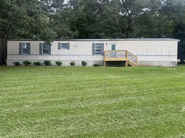 103 Shelby Dr, Pickens, SC 29671