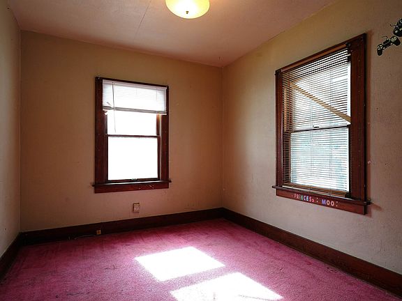 5th image of 2903 9th St